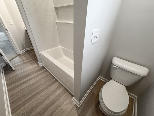 Building Photo - RENOVATED 4 BEDROOM/3 BATH IN VIRGINIA BEACH! READY FOR RENT!!