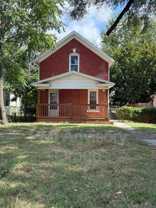 Building Photo - 420 SW Clay St