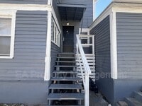 Building Photo - 123 Walter St NE