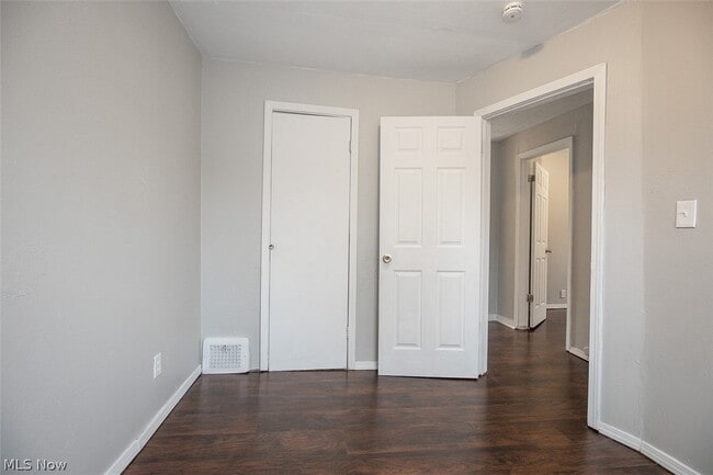 Building Photo - 3409 W 86th St