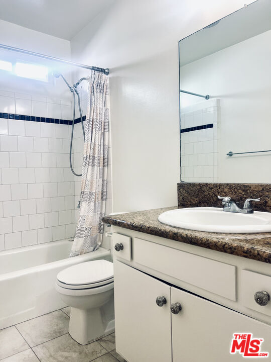 Building Photo - 1132 Alameda Ave