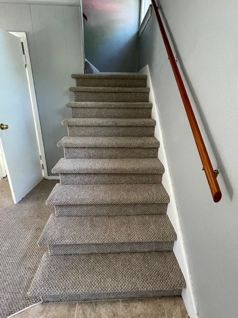 Building Photo - 1131 E Broadway St