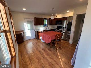 Building Photo - 45 N Ridge Ave