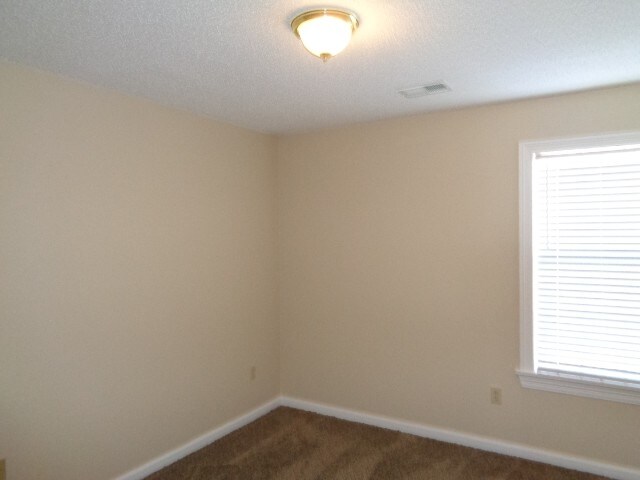 Building Photo - 13132 Sandbourne Cross