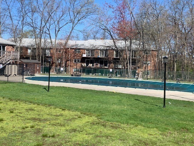 Building Photo - 103 Farrwood Ave