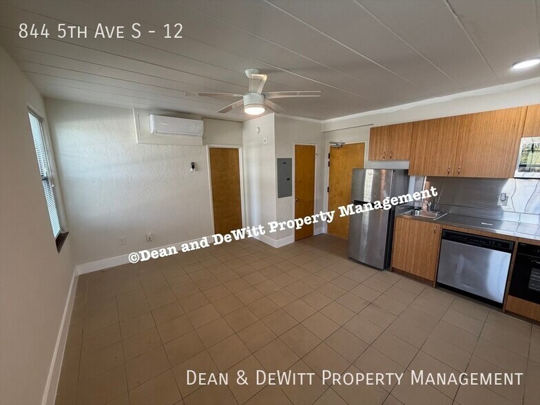 Building Photo - 1 Bed/1 Bath - Unit 12