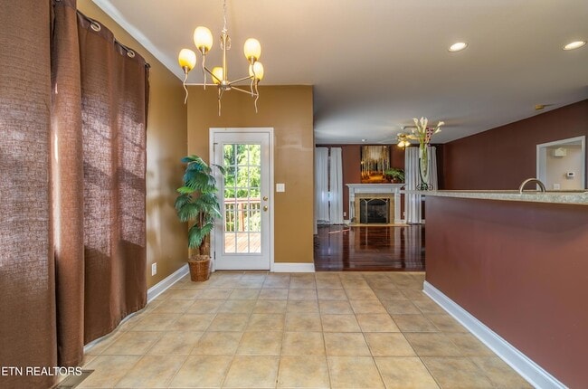 Building Photo - 8334 Bay Gardens Ln