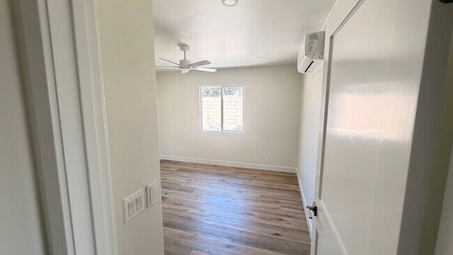 Building Photo - 2036 Primrose Way