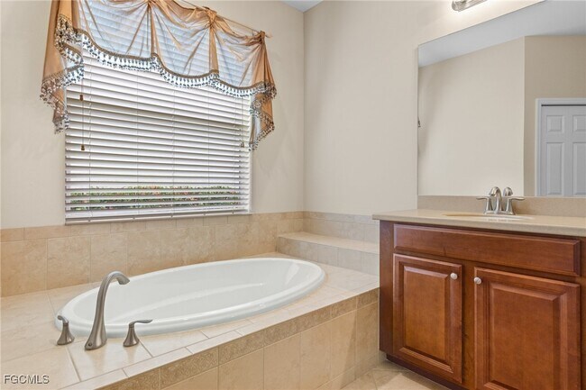 Building Photo - 2730 Brightside Ct