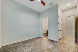 Building Photo - 25126 Scarlett Manor Ct