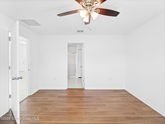 Building Photo - 518 Gantry St SW