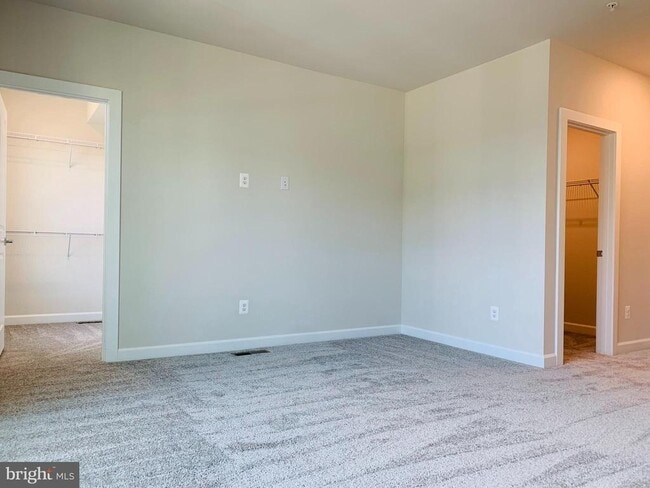 Building Photo - 12884 Sunrise Ridge Aly