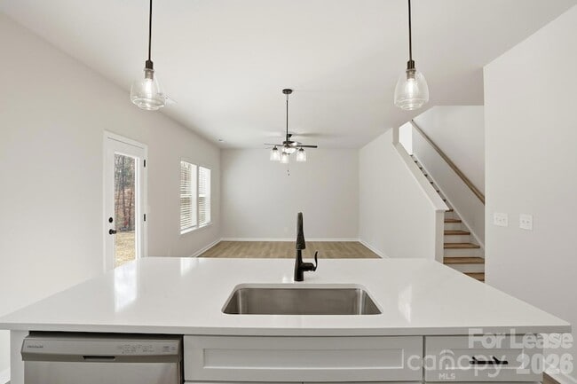 Building Photo - 3031 Breslin St