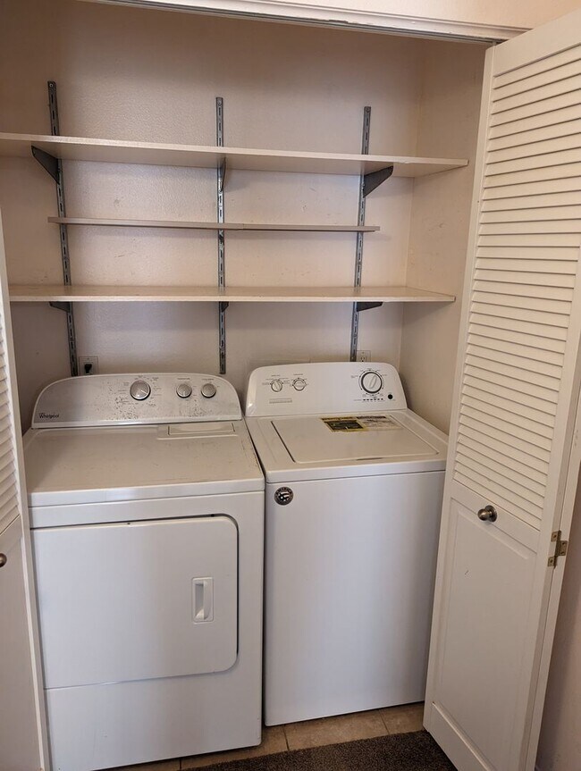Building Photo - AMENITIES! Upstairs 1 Bed/ 1 Bath at Villl...