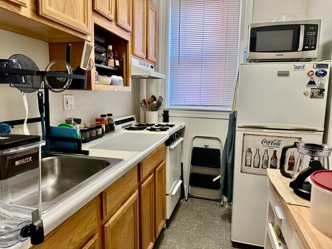 Building Photo - 4 Ayr Rd