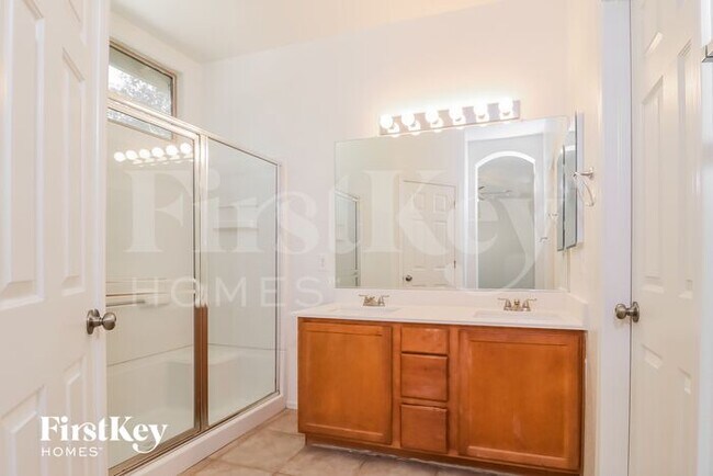 Building Photo - 14620 W Watson Ln