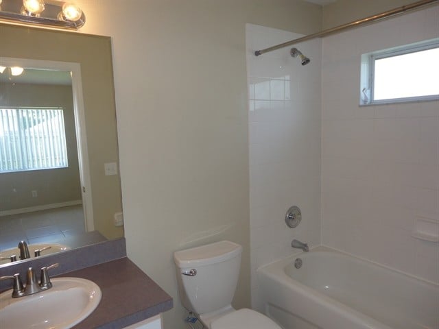 Building Photo - 12911 Fieldmoor Ct