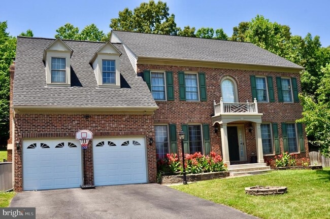 Primary Photo - 3713 Stonewall Manor Dr
