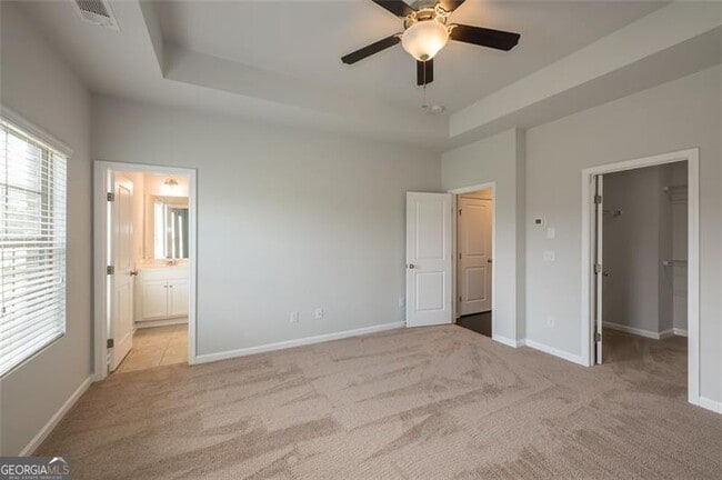 Building Photo - 2182 Talmai Dr