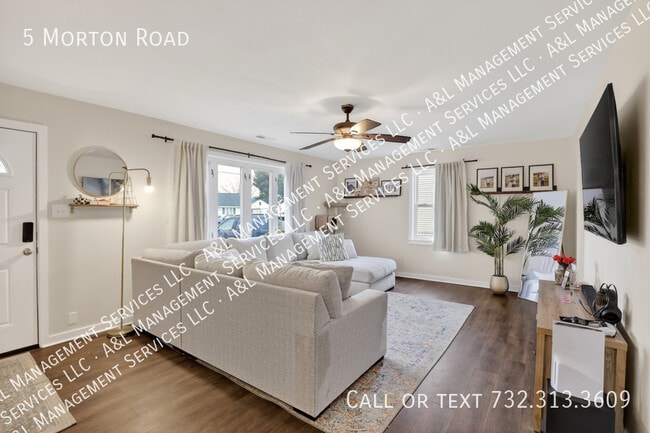 Building Photo - 5 Morton Rd