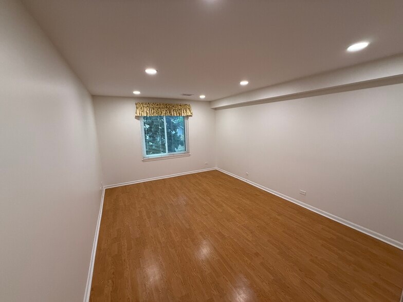 Bedroom 1 - 110 S Dunton Ave