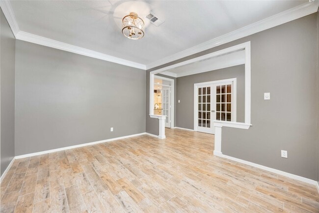 Building Photo - 11 Alden Glen Ct