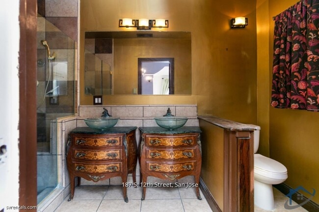 Building Photo - 187 S 12th St