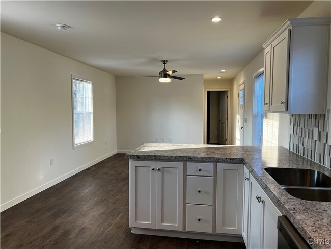 Building Photo - 4191 Jordan Rd