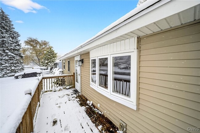 Building Photo - 310 Midwood Dr