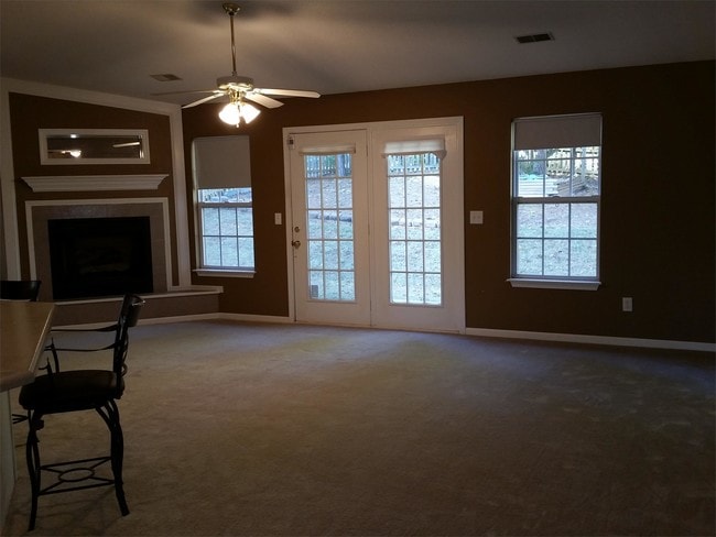 Building Photo - 123 Kingfisher Dr