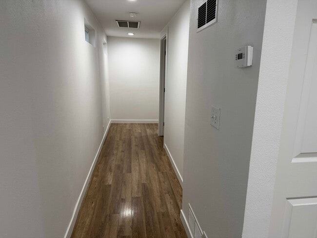 Building Photo - 16606 111th Ave SE