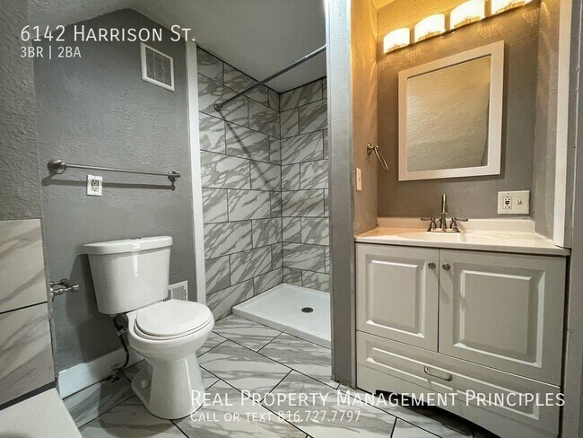 Building Photo - 6142 Harrison St