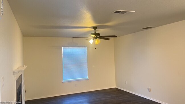 Building Photo - 1008 Meadowlark Dr