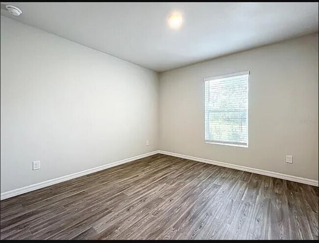 Building Photo - 1492 Biscayne Dr