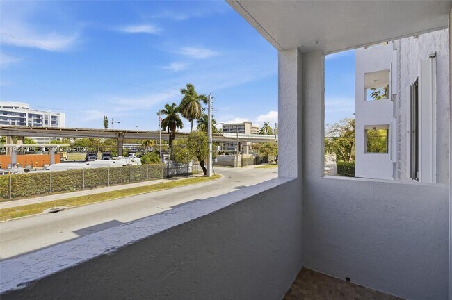 Building Photo - 1010 NW 11th St