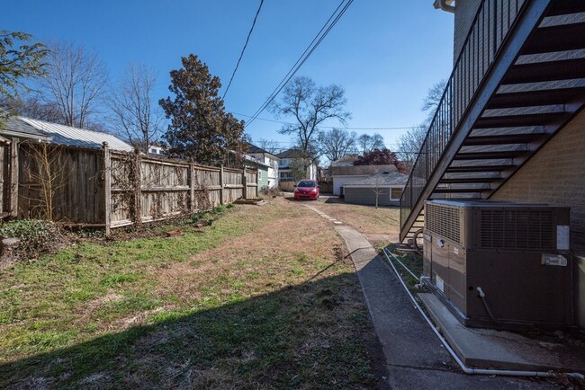 Building Photo - 3735 Central Ave