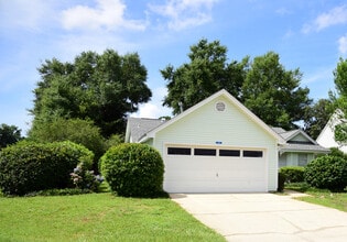 Building Photo - 155 Meadowbrook Ct