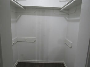 Building Photo - 22710 Leedstown Ln