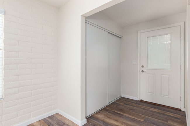 Building Photo - 8145 E Nicaragua Dr