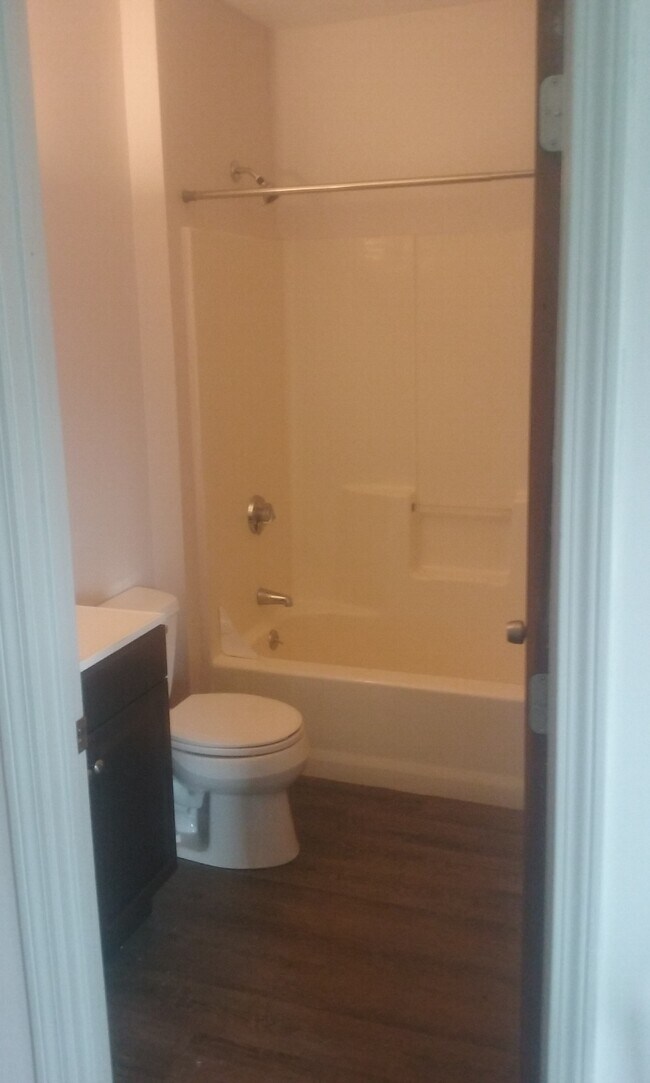 Building Photo - 8 3rd St