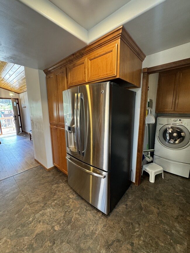 Building Photo - 1103 Sundown Trail