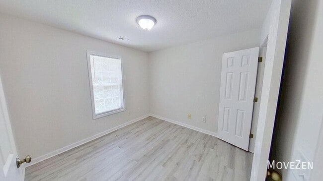 Building Photo - 1316 Ujamaa Dr