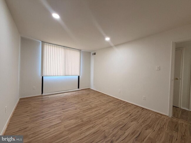 Building Photo - 487 N Armistead St