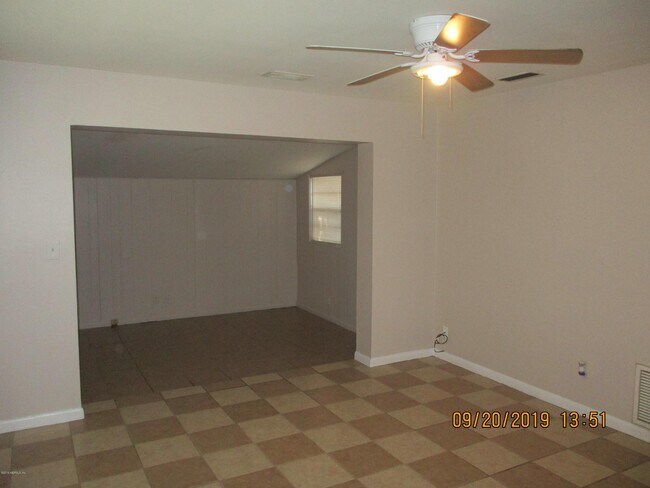 Building Photo - 7474 Centauri Rd