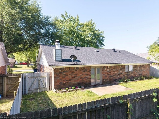 Building Photo - 9313 S Houston St