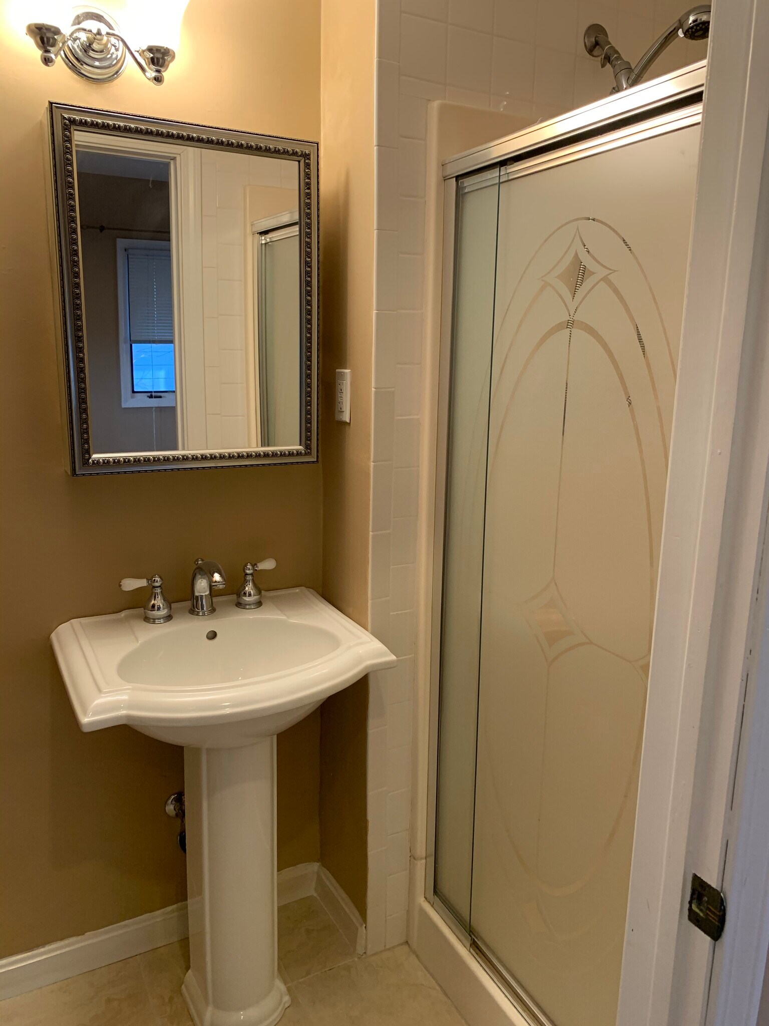 Building Photo - 6 Eliot St