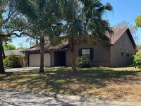 Building Photo - 12924 Tree Way Ln