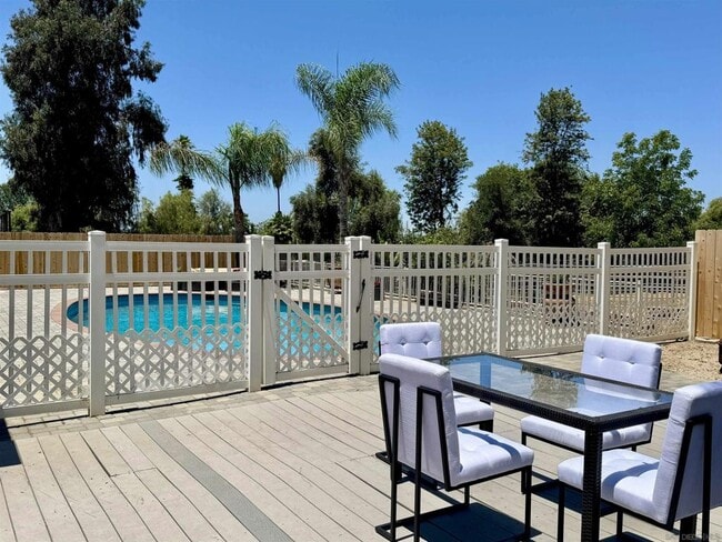 Building Photo - 1658 Bartram Way