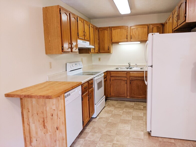 Building Photo - West 15th Street