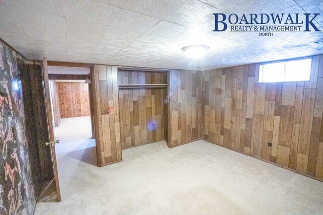 Building Photo - Newly updated 3 Bedroom home in Layton